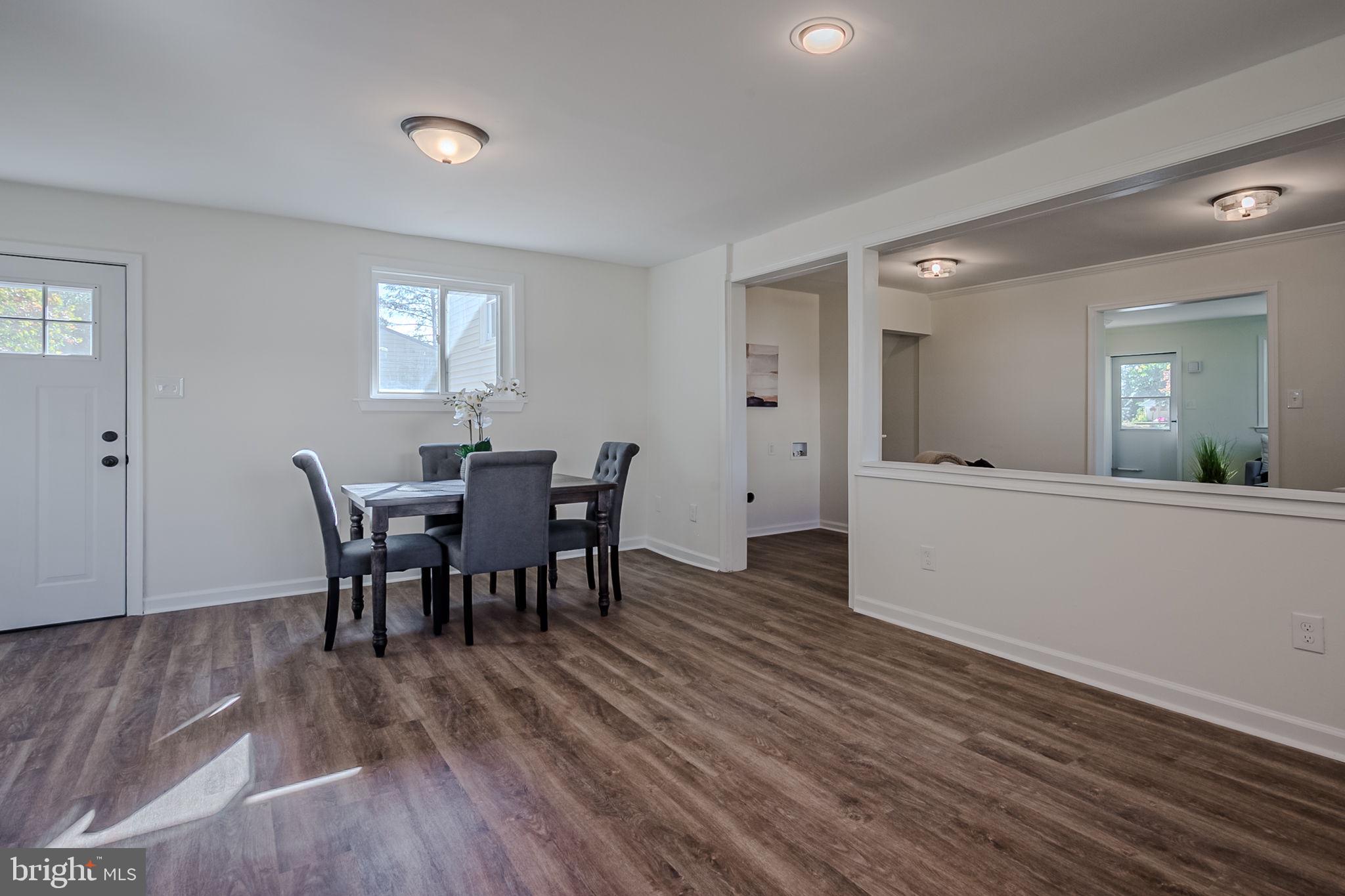 109 Patterson Road Aston, PA 19014 - Photo 16 of 32 Eat-In-Kitchen