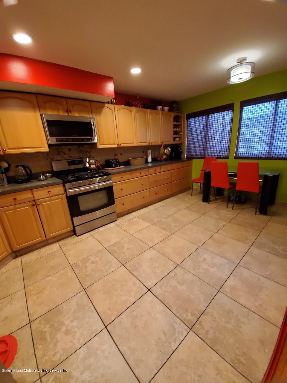 261 Signs Road, Unit H Staten Island, NY 10314 - Photo 3 of 25 thumbnail