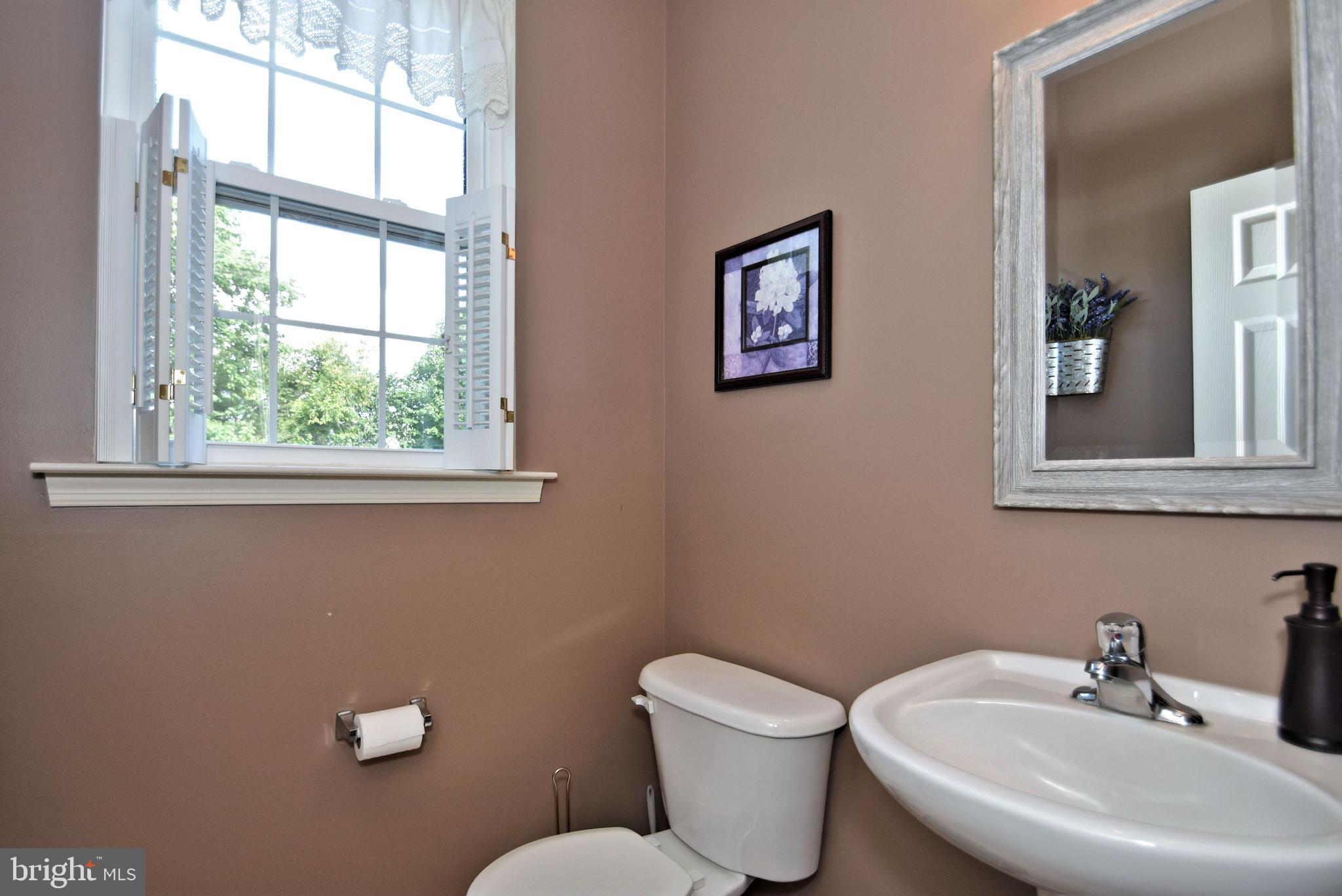 1305 Kummerer Road Pottstown, PA 19464 - Photo 16 of 36 Powder room first floor