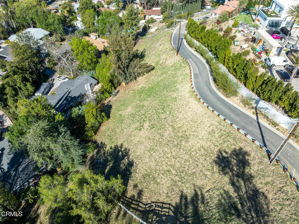 4845 Calderon Road Woodland Hills, CA 91364 - Photo 32 of 54 a view of a yard with plants