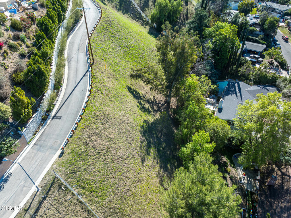 4845 Calderon Road Woodland Hills, CA 91364 - Photo 37 of 54 an aerial view of swimming pool