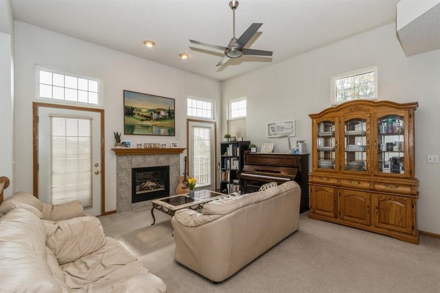 1601 Ranier Drive Iowa City, IA 52246 - Photo 3 of 25 Gallery Image 3