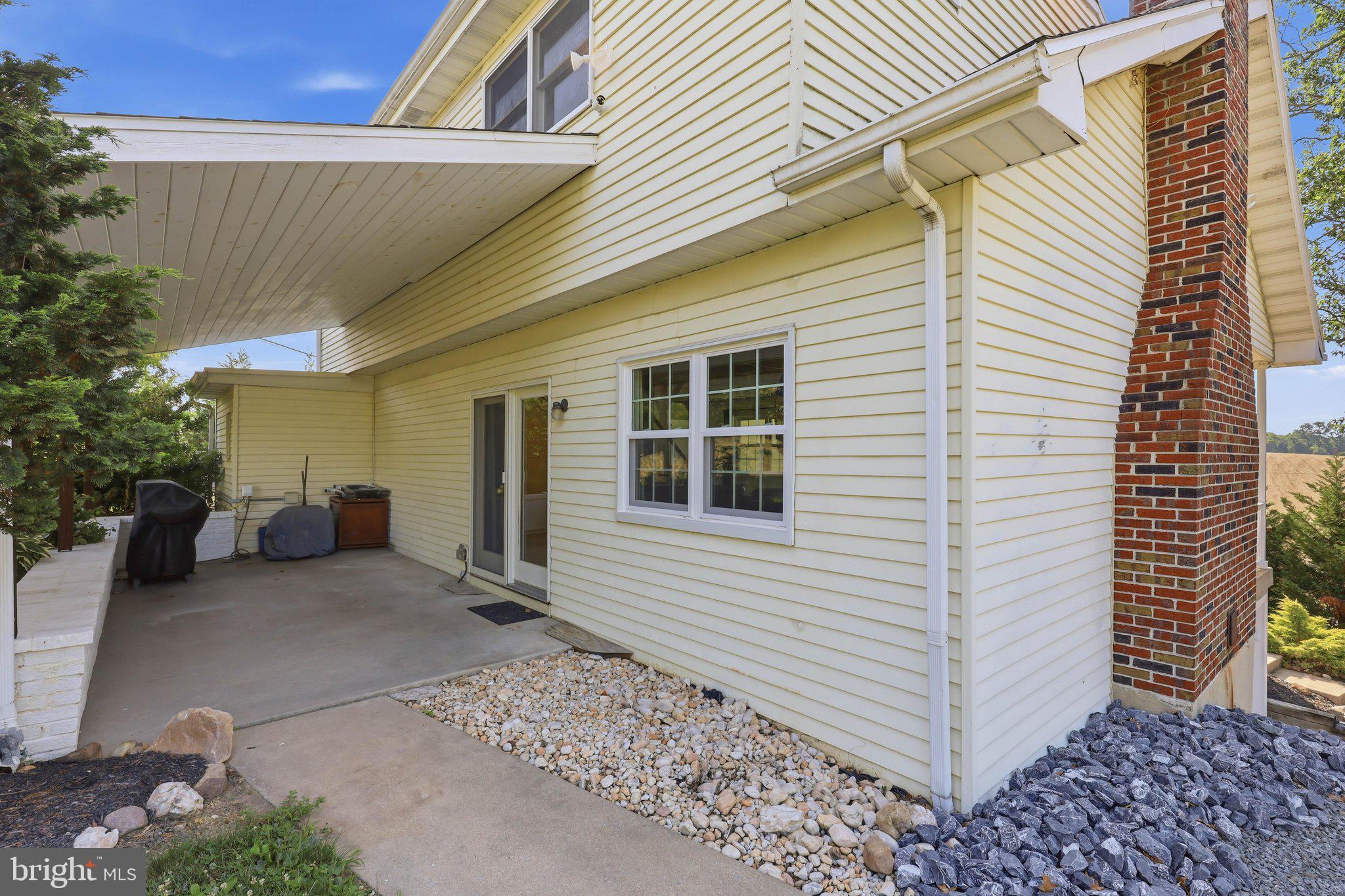 170 Wagner Road Reading, PA 19608 - Photo 5 of 43