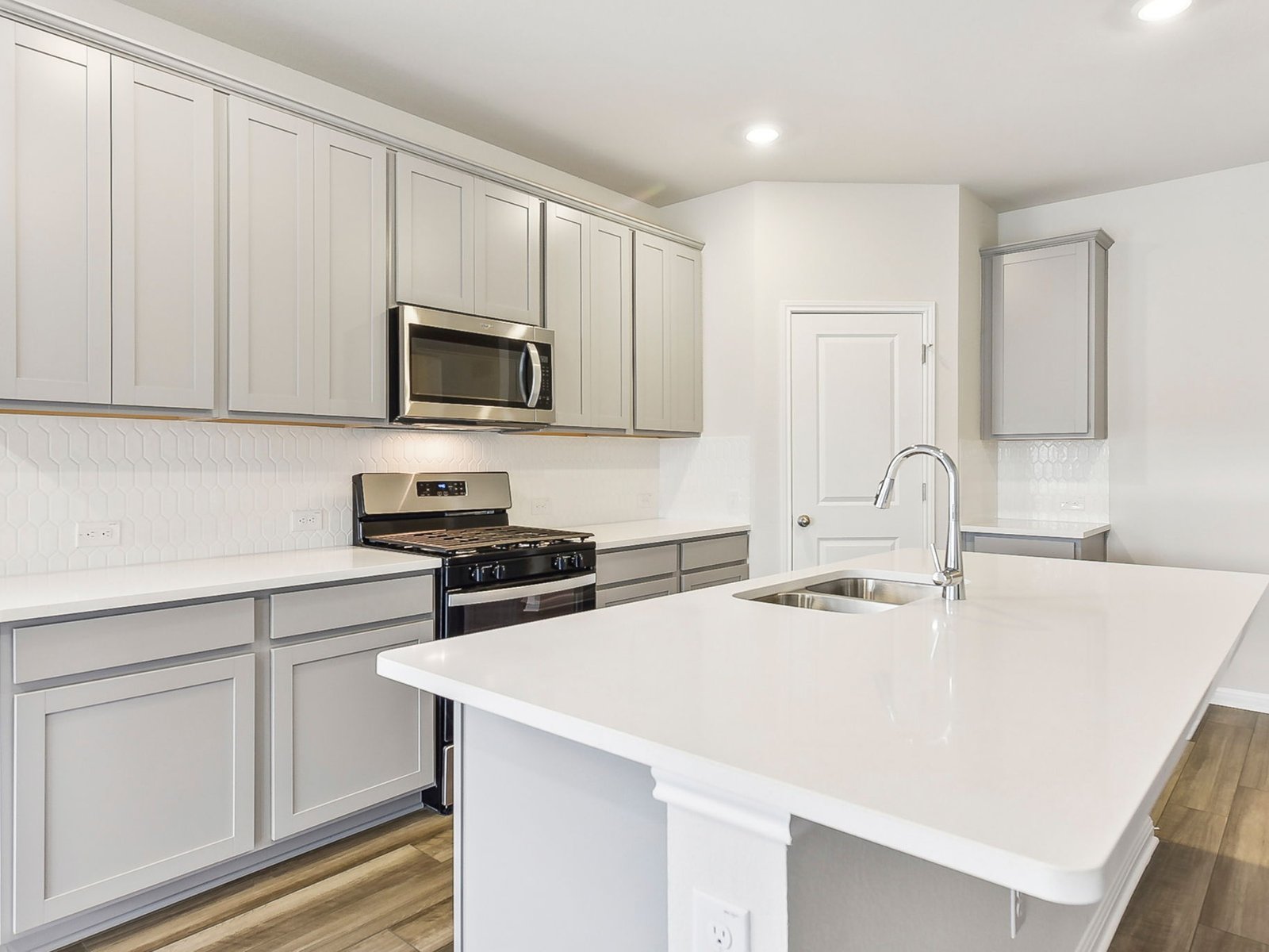 440 Boondoggle Ridge Cedar Creek, TX 78612 - Photo 5 of 14 Photo is not of the actual home, but is an inspirational photo of builder’s model home and may depict options, furnishings, and/or decorator features that are not included