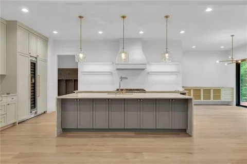 $2,475,000 | 4125 Ashwoody Trail Northeast, Brookhaven, GA 30319