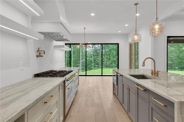 $2,475,000 | 4125 Ashwoody Trail Northeast, Brookhaven, GA 30319