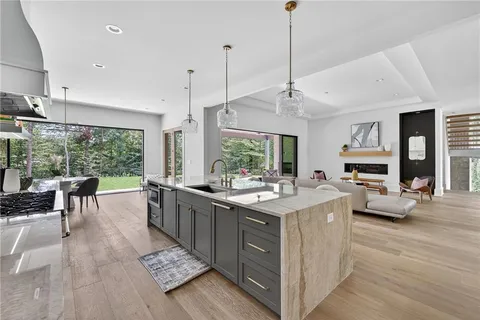 $2,475,000 | 4125 Ashwoody Trail Northeast, Brookhaven, GA 30319