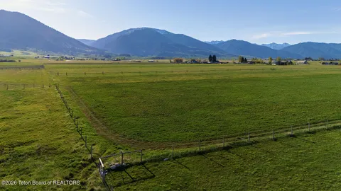 $785,000 | 122 County Road 122, Thayne, WY 83127