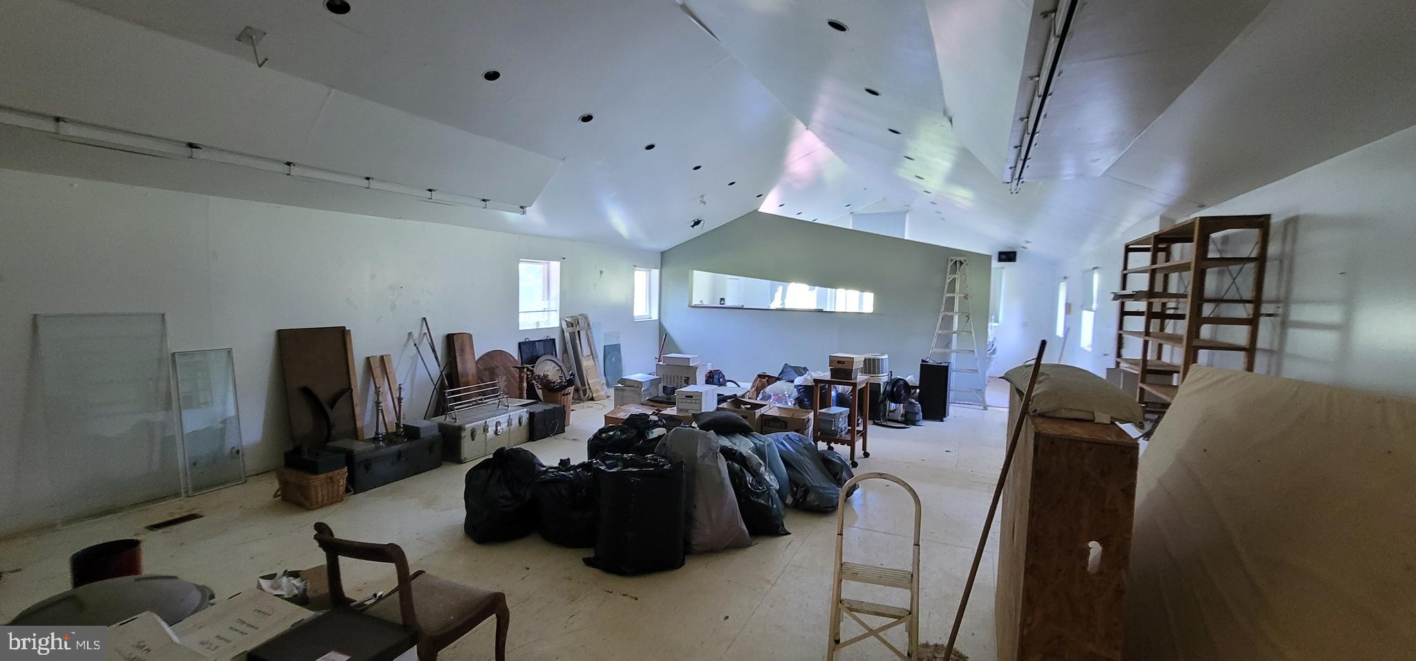 811 Richmond Road Castleton, VA 22716 - Photo 11 of 31