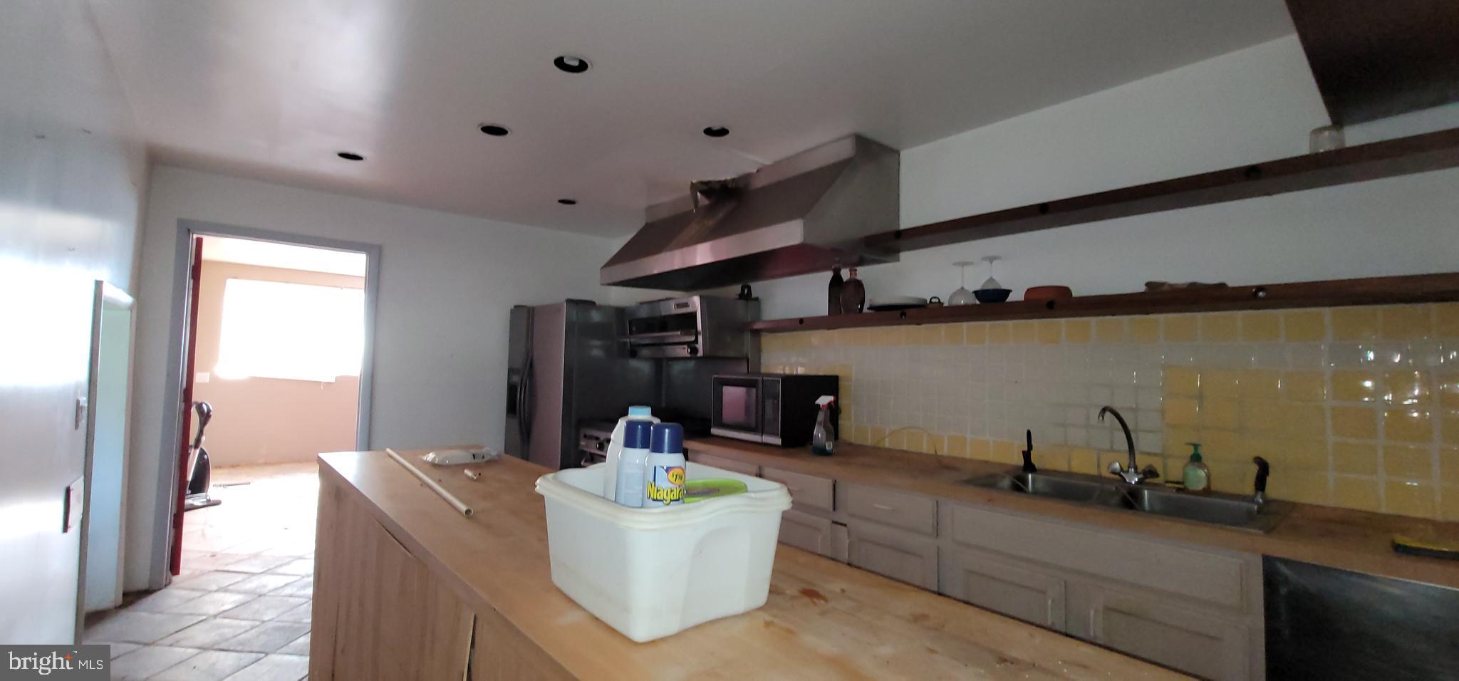 811 Richmond Road Castleton, VA 22716 - Photo 18 of 31