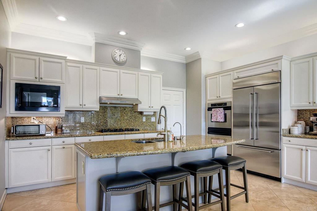 6795 Palermi Place Carlsbad, CA 92011 - Photo 13 of 48