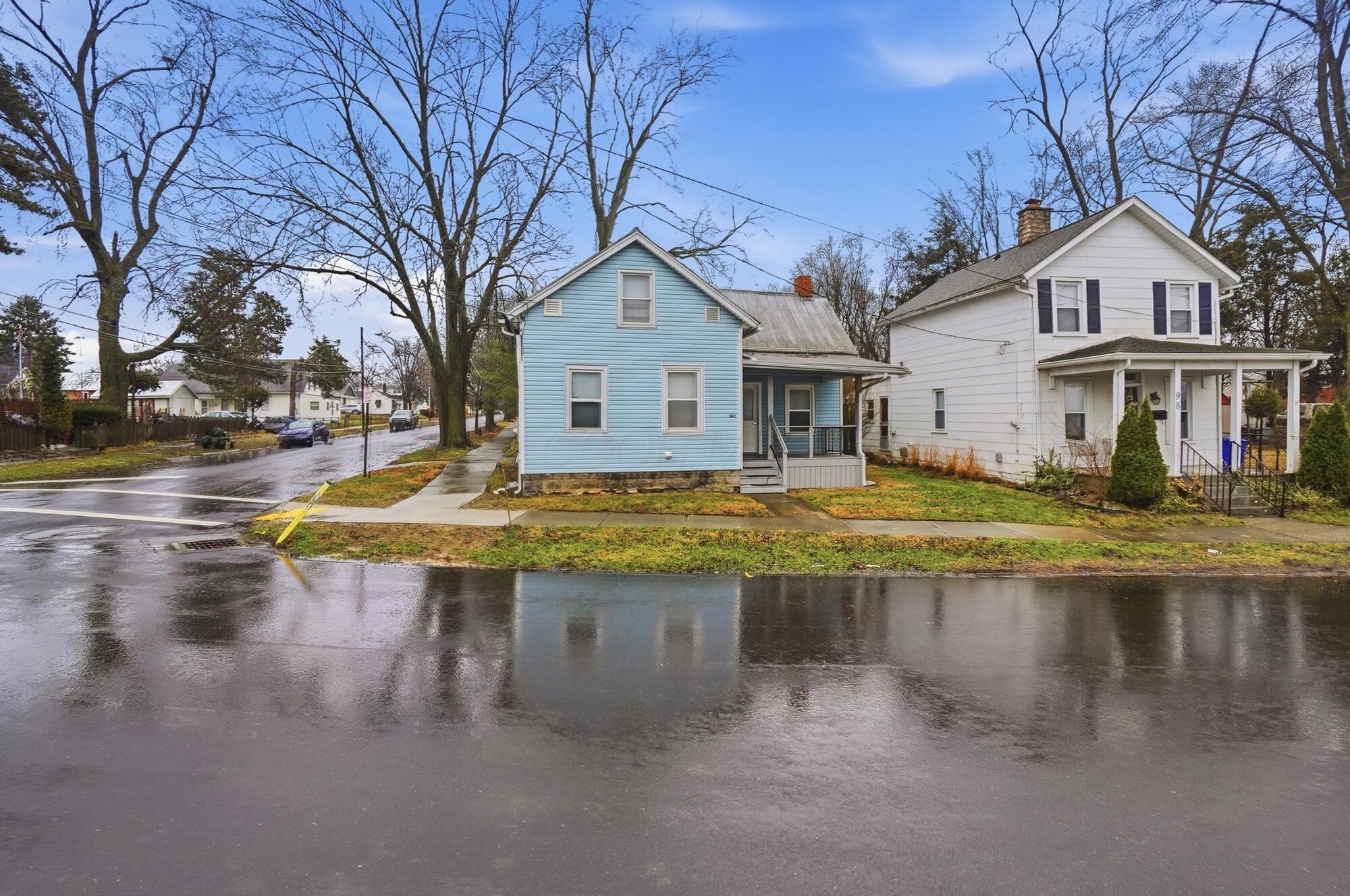 102 Potter Street Delaware, OH 43015 - Photo 3 of 32 014
