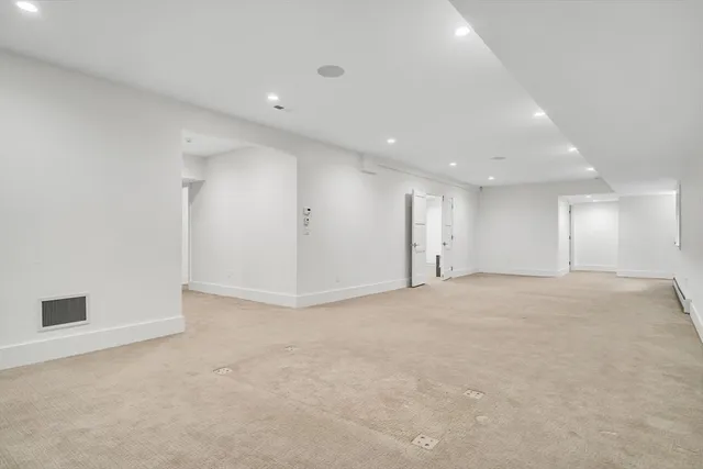 $4,539,000 | 11 Winthrop Circle, Weston, MA 02493