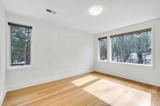 $4,539,000 | 11 Winthrop Circle, Weston, MA 02493