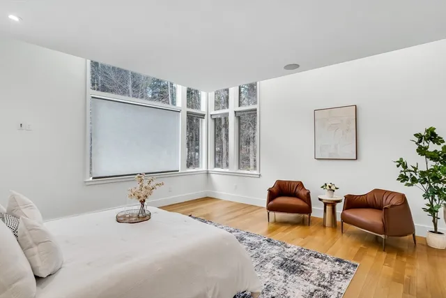 $4,539,000 | 11 Winthrop Circle, Weston, MA 02493