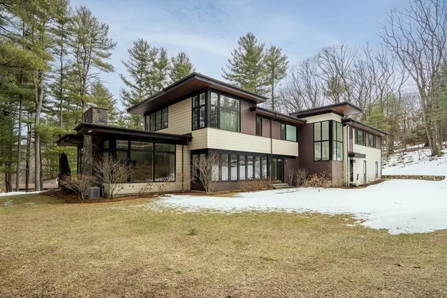 $4,539,000 | 11 Winthrop Circle, Weston, MA 02493