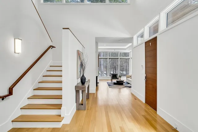 $4,539,000 | 11 Winthrop Circle, Weston, MA 02493