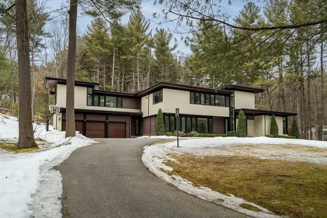 $4,539,000 | 11 Winthrop Circle, Weston, MA 02493