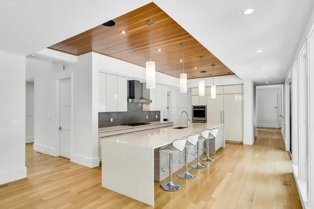 $4,539,000 | 11 Winthrop Circle, Weston, MA 02493