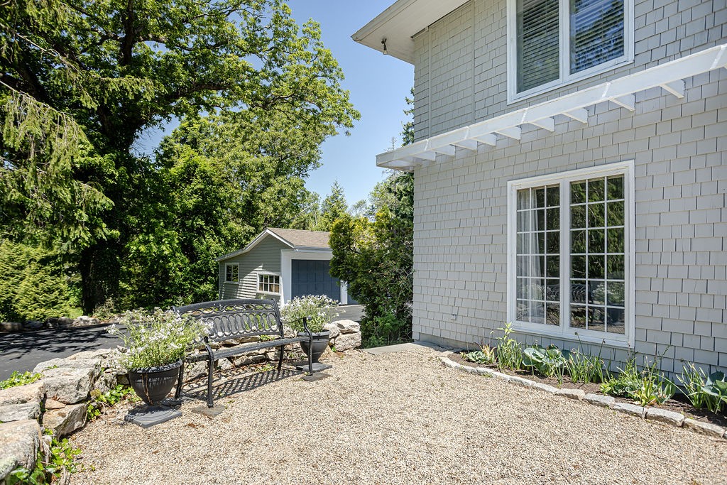 441 Post Road South Kingstown, RI 02879 - Photo 5 of 40