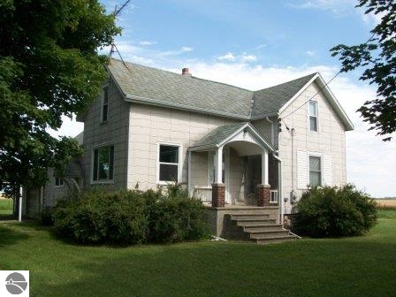 9933 South Chippewa Road St. Louis, MI 48880 - Photo 1 of 14 1787661.JPG