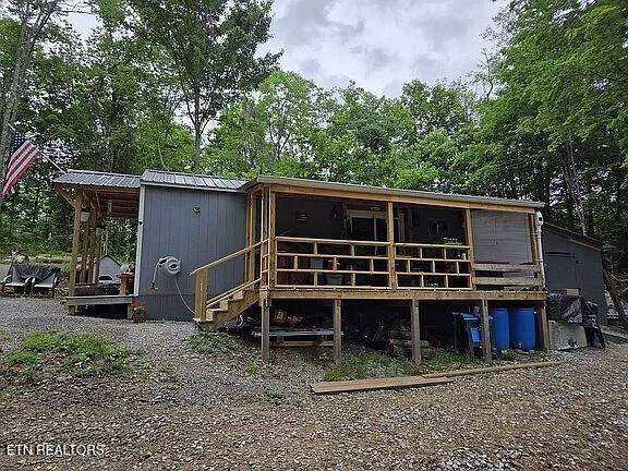 $989,900 | 235 Sparta Street, Spencer, TN 38585