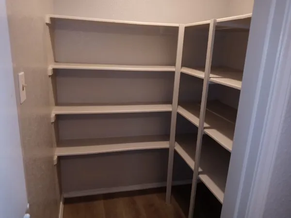 $1,350 | 9700 Leawood Boulevard, Unit 306, Houston, TX 77099