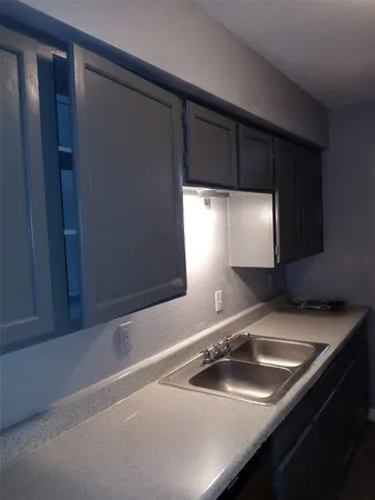 $1,350 | 9700 Leawood Boulevard, Unit 306, Houston, TX 77099