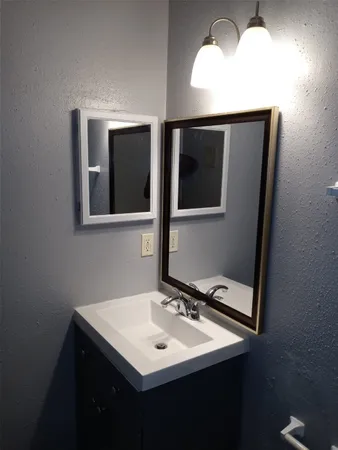 $1,350 | 9700 Leawood Boulevard, Unit 306, Houston, TX 77099