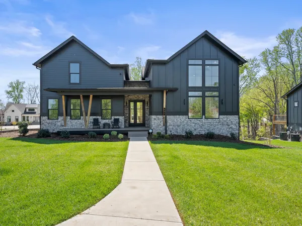 $1,525,000 | 644 Fanning Bend Drive, Winchester, TN 37398
