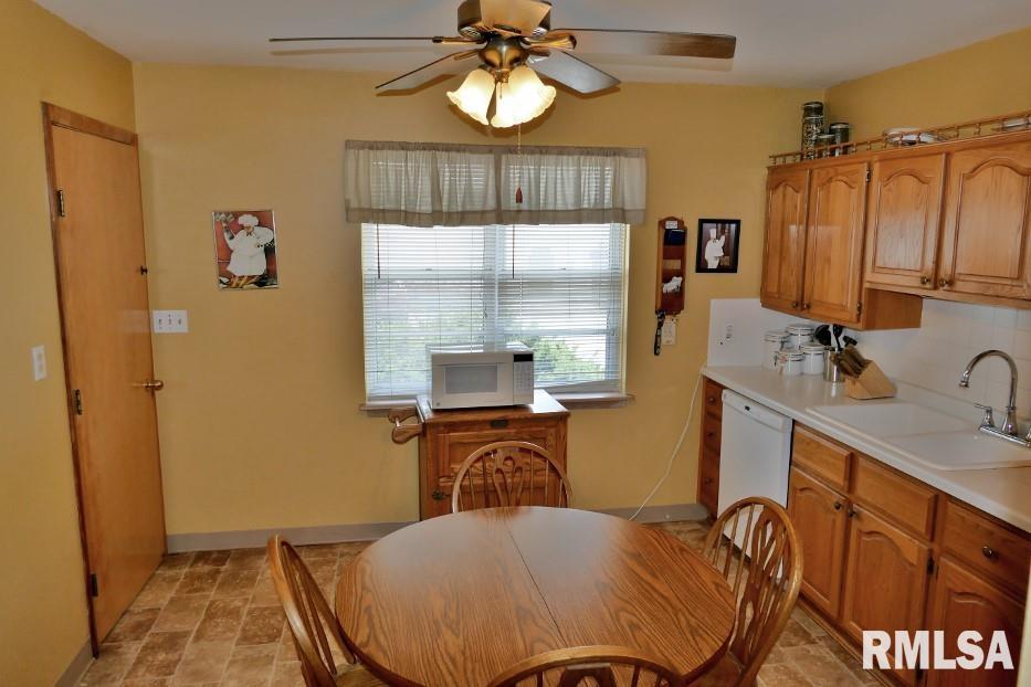 716 West Ridge Road Peoria, IL 61614 - Photo 11 of 33 Gallery Image 11