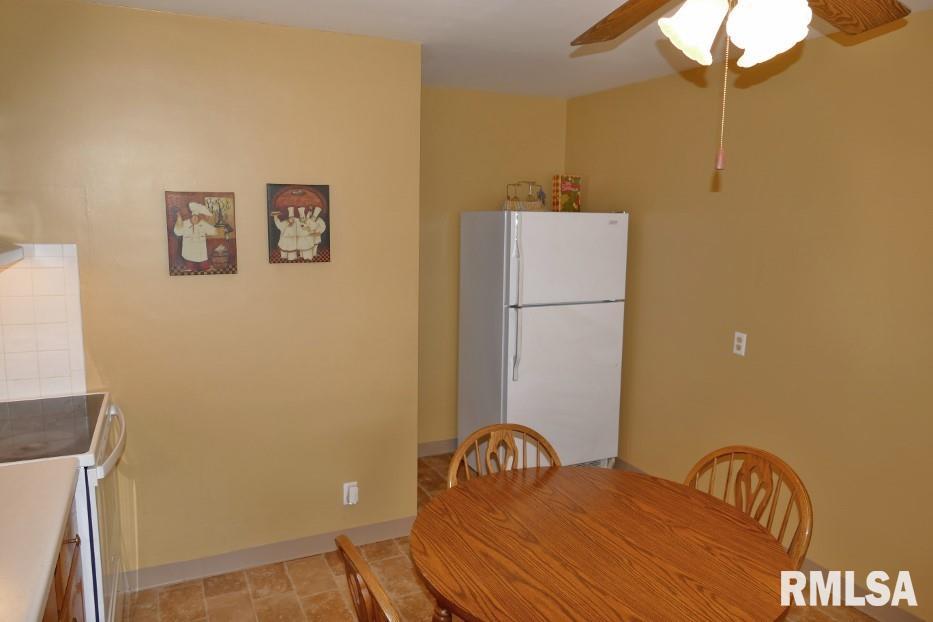 716 West Ridge Road Peoria, IL 61614 - Photo 12 of 33 Gallery Image 12