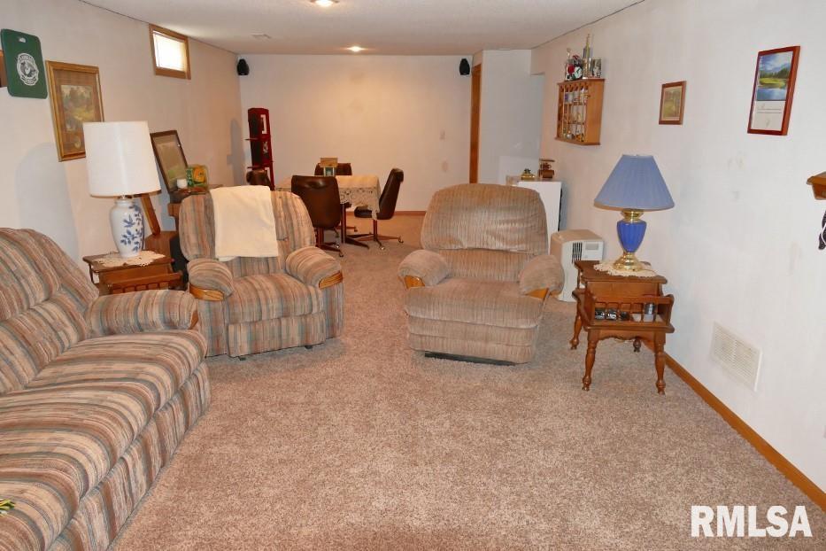 716 West Ridge Road Peoria, IL 61614 - Photo 25 of 33 Gallery Image 25