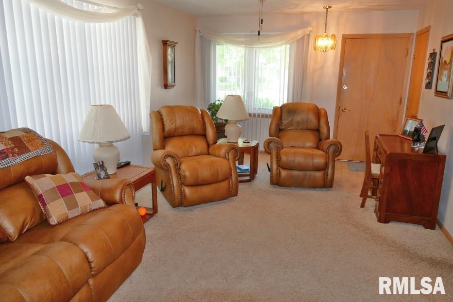 716 West Ridge Road Peoria, IL 61614 - Photo 6 of 33 Gallery Image 6