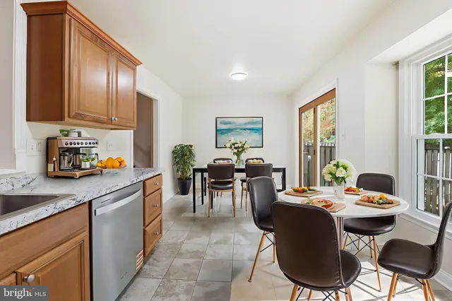 $3,000 | 4742 Gainsborough Drive, Fairfax, VA 22032