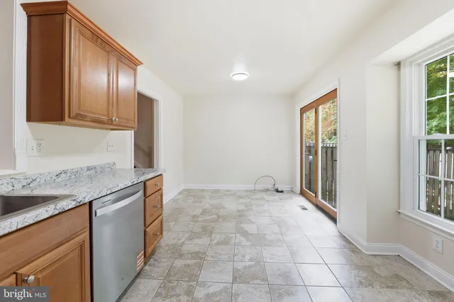 $3,000 | 4742 Gainsborough Drive, Fairfax, VA 22032