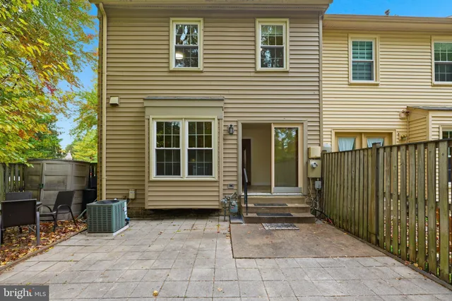 $3,000 | 4742 Gainsborough Drive, Fairfax, VA 22032