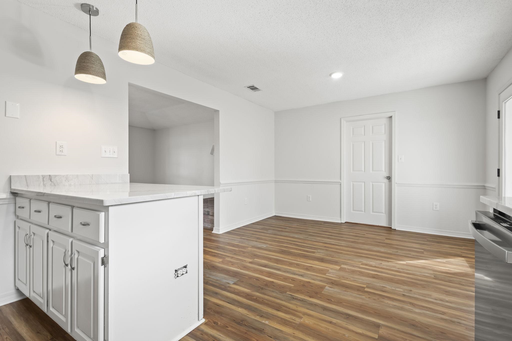 7327 Oak Drive Foley, AL 36535 - Photo 26 of 26 Kitchen