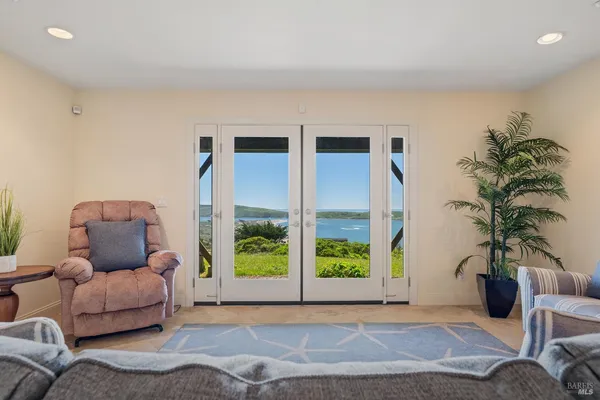 $2,100,000 | 27 Maui Lane, Dillon Beach, CA 94929