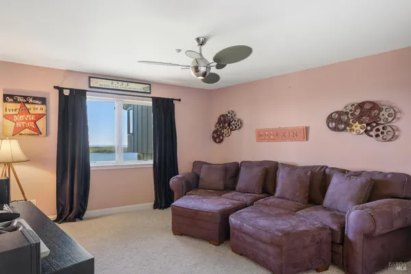 $2,100,000 | 27 Maui Lane, Dillon Beach, CA 94929