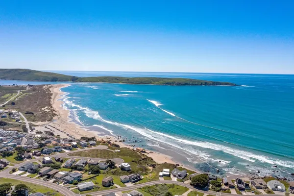 $2,100,000 | 27 Maui Lane, Dillon Beach, CA 94929