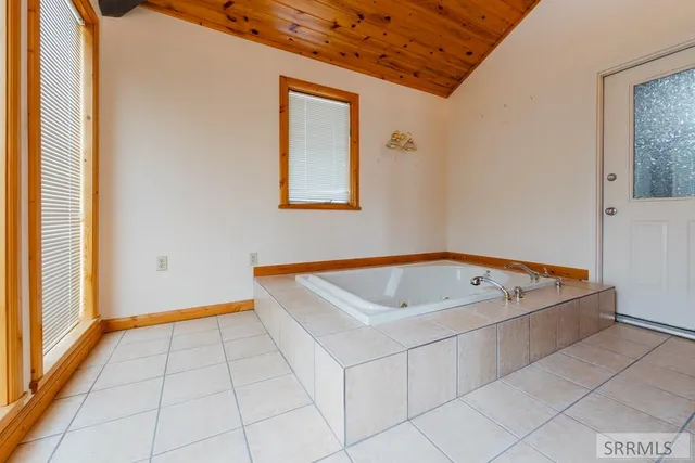 $449,900 | 225 Nez Perce Avenue, Rexburg, ID 83440