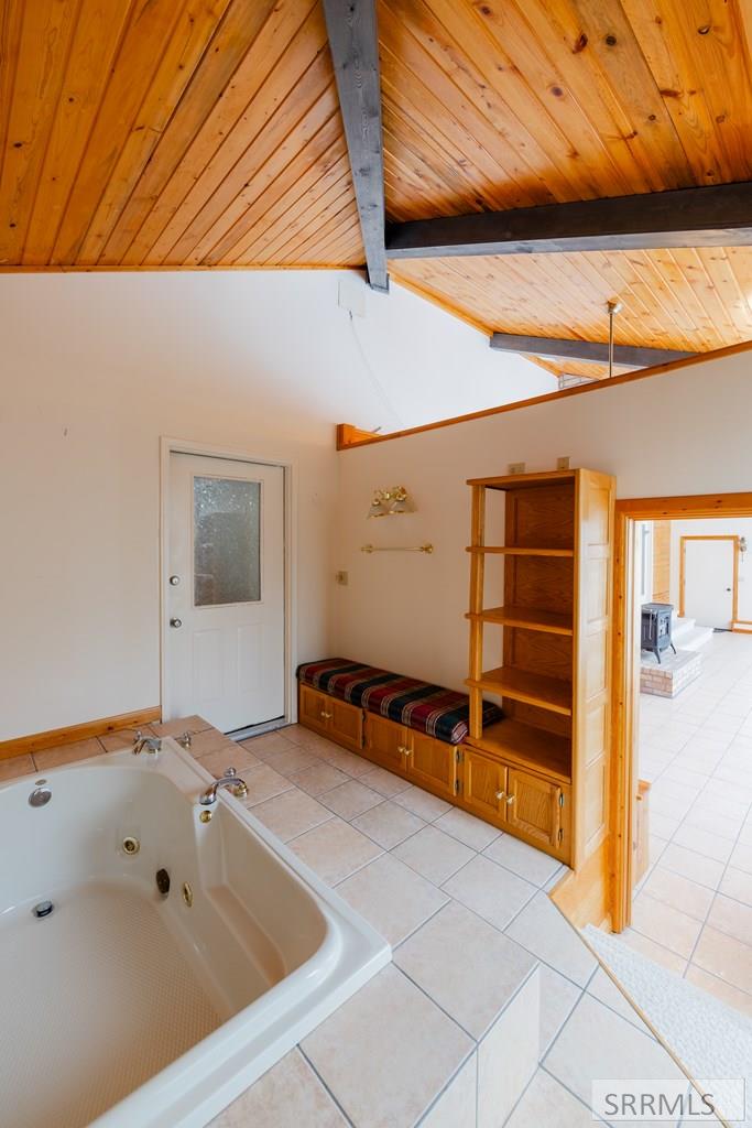 225 Nez Perce Avenue Rexburg, ID 83440 - Photo 15 of 52 Sun Room Bathroom