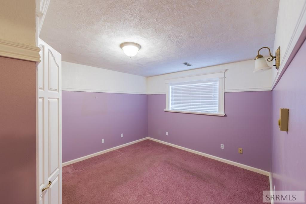 225 Nez Perce Avenue Rexburg, ID 83440 - Photo 32 of 52 Bedroom 3
