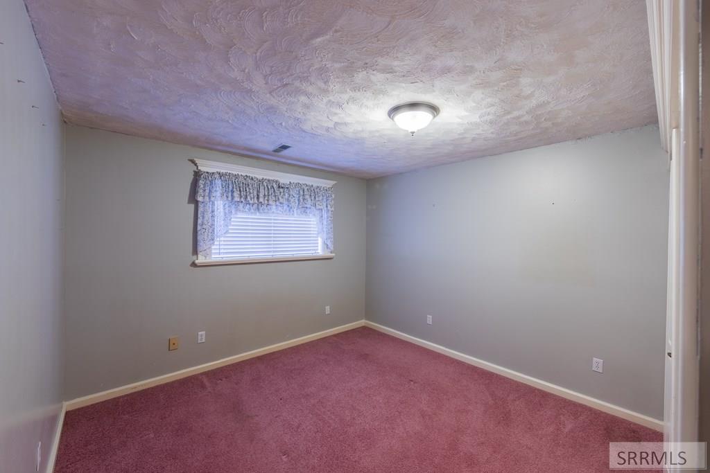 225 Nez Perce Avenue Rexburg, ID 83440 - Photo 34 of 52 Bedroom 4