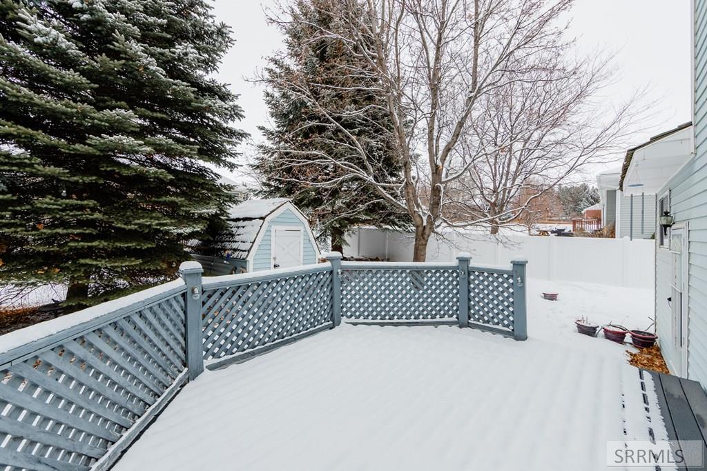 225 Nez Perce Avenue Rexburg, ID 83440 - Photo 50 of 52 Backyard