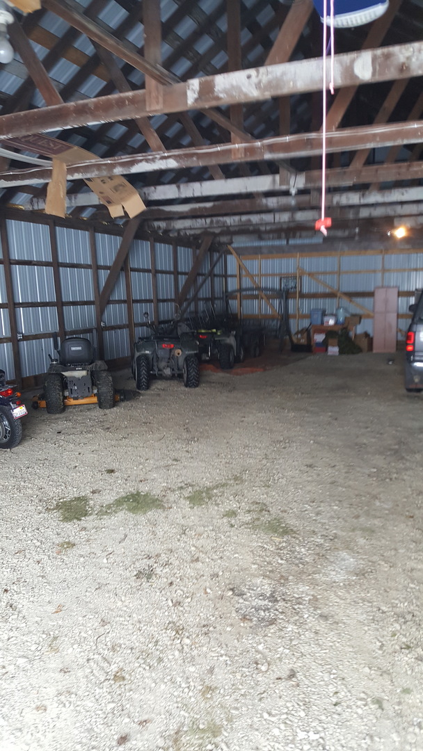 2256 North 14th Road Streator, IL 61364 - Photo 11 of 18 a view of a room with storage