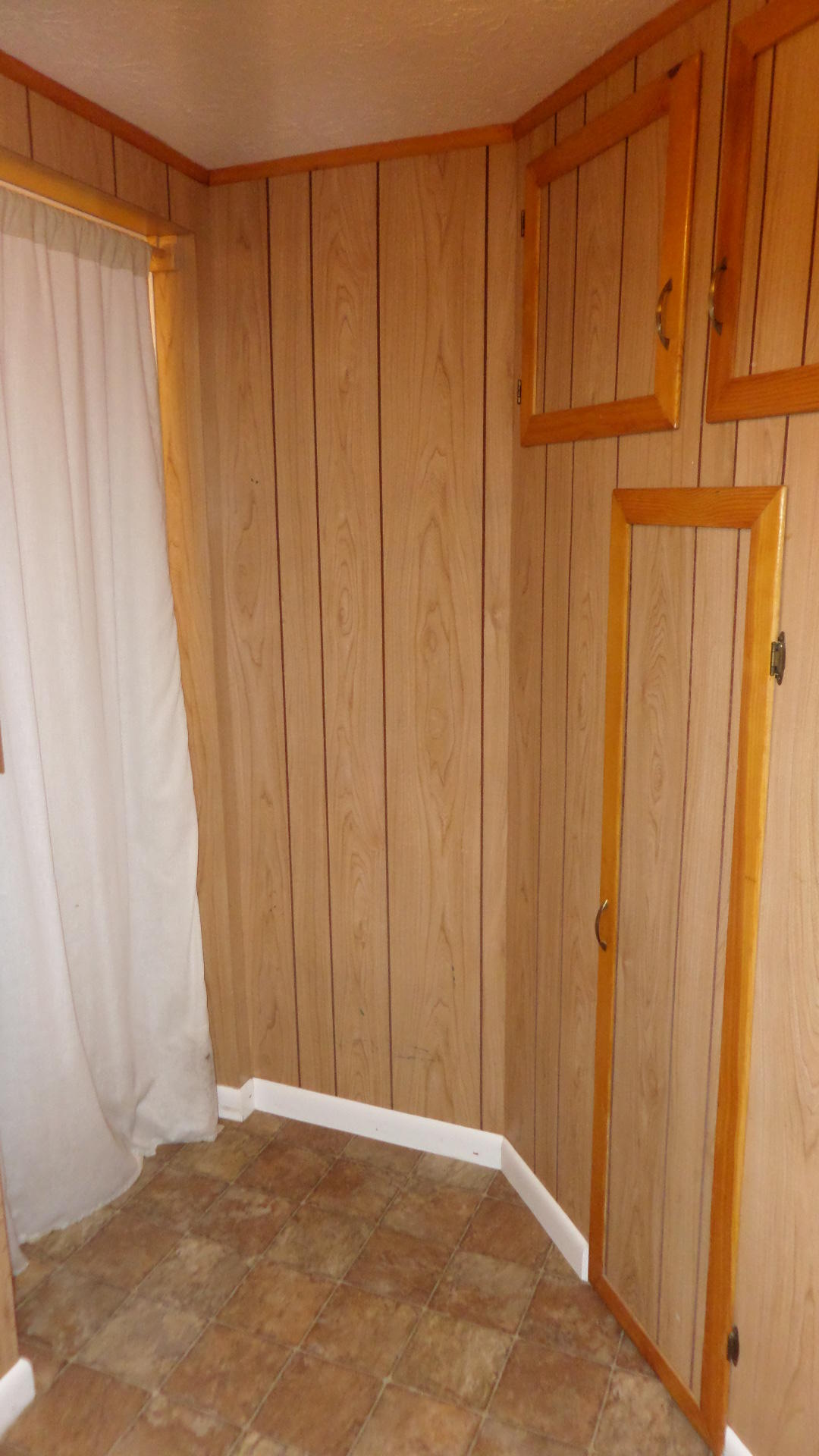 104 Clark Lane Oak Ridge, TN 37830 - Photo 26 of 39 Laundry 2