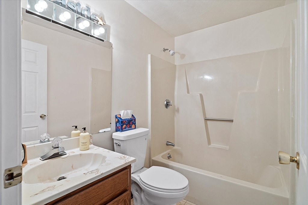 11 Gibbs Street, Unit A16 Worcester, MA 01607 - Photo 18 of 20 Gallery Image 18