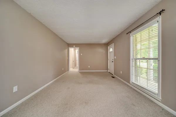 $1,920 | 1177 Peninsula Drive, Gallatin, TN 37066